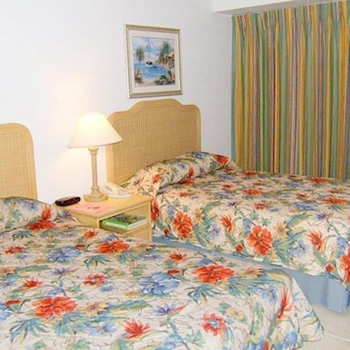 Castaways Resort And Suites Freeport Buitenkant foto