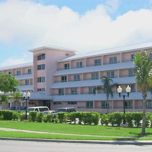 Castaways Resort And Suites Freeport Buitenkant foto