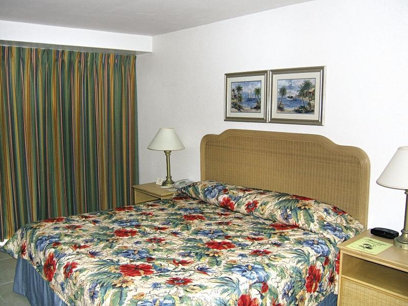 Castaways Resort And Suites Freeport Buitenkant foto