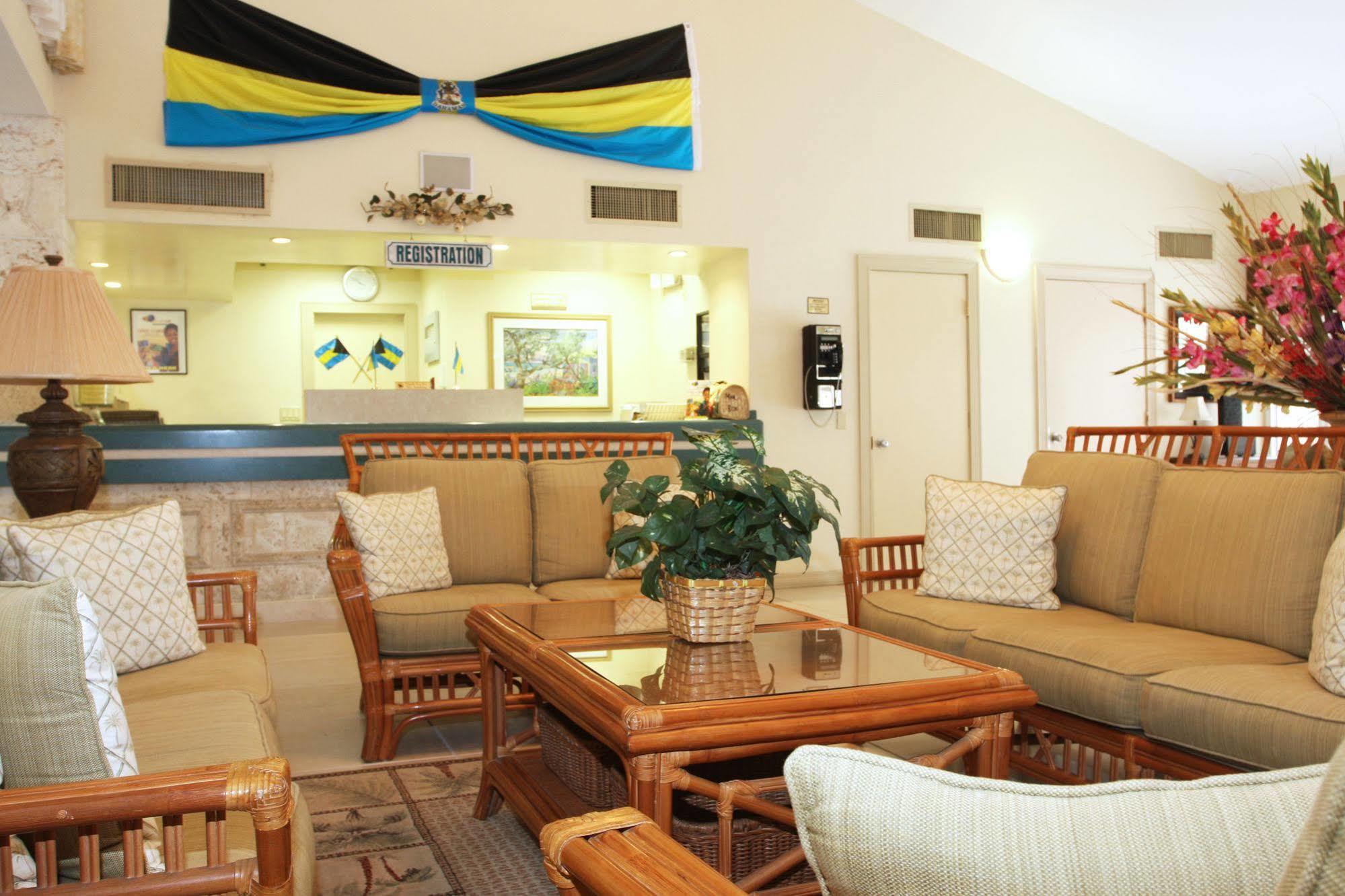 Castaways Resort And Suites Freeport Buitenkant foto