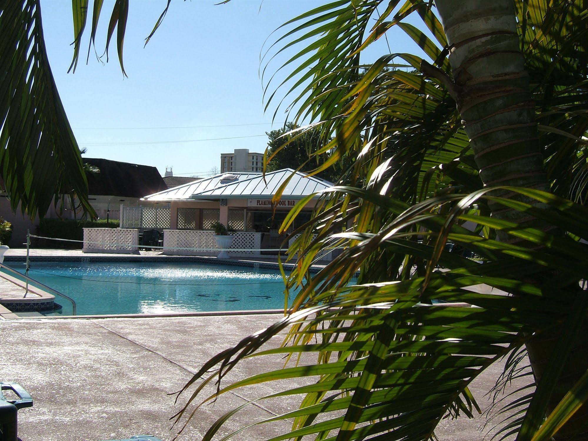 Castaways Resort And Suites Freeport Buitenkant foto